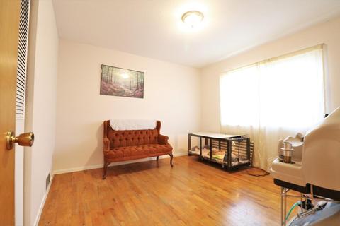 1500 E Boyer Dr, Tulare, CA 93274 photo 13