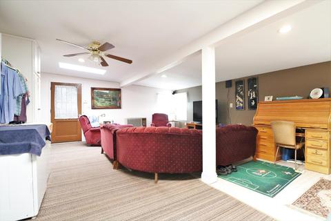 1500 E Boyer Dr, Tulare, CA 93274 photo 19