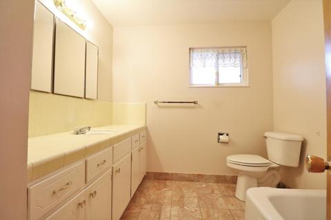 1500 E Boyer Dr, Tulare, CA 93274 photo 14