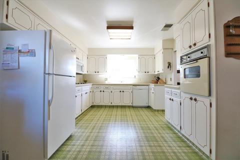 1500 E Boyer Dr, Tulare, CA 93274 photo 10