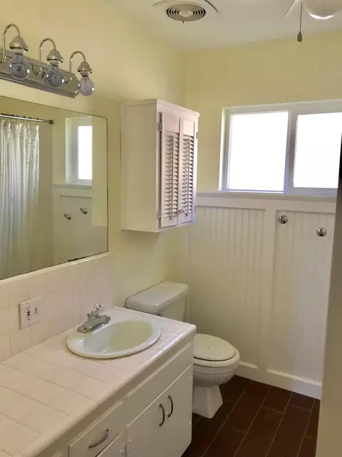 501 W Chestnut St, Exeter, CA 93221 photo 5