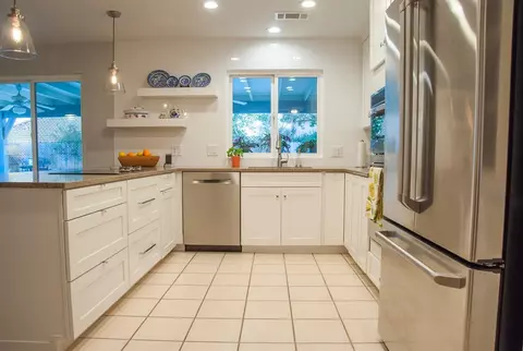 125 E Paseo Ave, Visalia, CA 93277 photo 16
