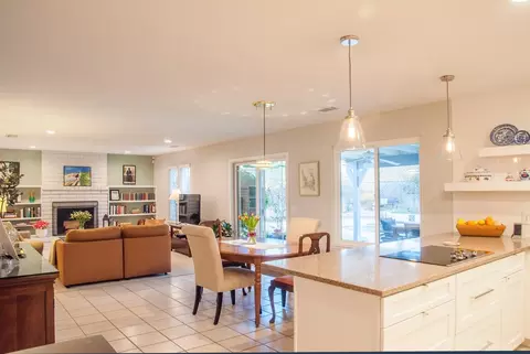 125 E Paseo Ave, Visalia, CA 93277 photo 7