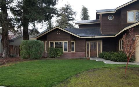 1313 E Thompson, Tulare, CA 93274 photo 4