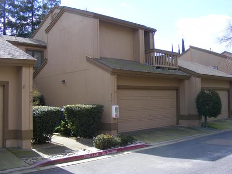 4741 W Iris Ave, Visalia, CA 93277 photo 2