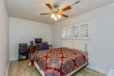 118 Russell Ave, Clovis, CA 93612 photo 12
