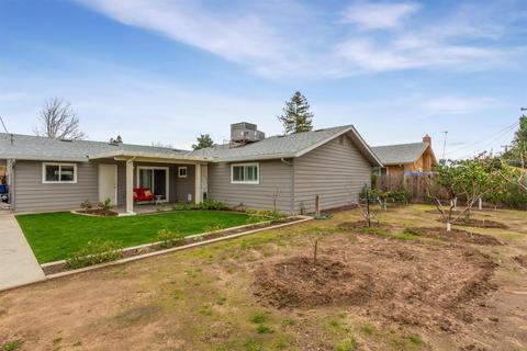 118 Russell Ave, Clovis, CA 93612 photo 21