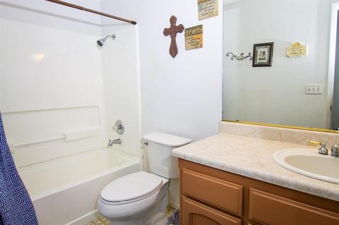 810 Toledo St, Lemoore, CA 93245 photo 25