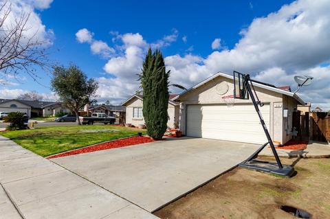 810 Toledo St, Lemoore, CA 93245 photo 7