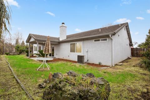 2301 E Beech Ct, Visalia, CA 93292 photo 31