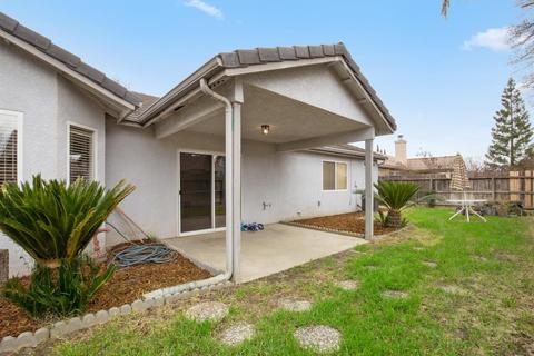 2301 E Beech Ct, Visalia, CA 93292 photo 30