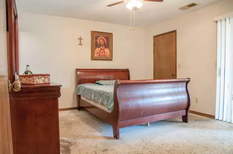 1446 E North Way, Dinuba, CA 93618 photo 14