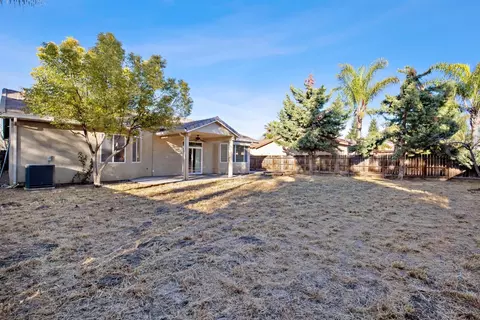 3749 E Cambridge Ct, Visalia, CA 93292 photo 29