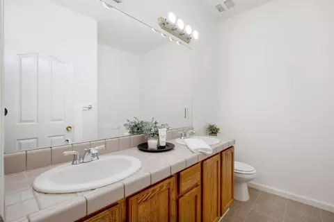 3749 E Cambridge Ct, Visalia, CA 93292 photo 24