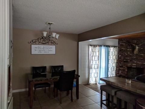1351 N Williams St, Tulare, CA 93274 photo 7