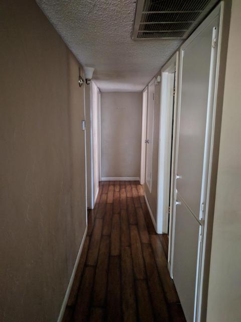 1351 N Williams St, Tulare, CA 93274 photo 9