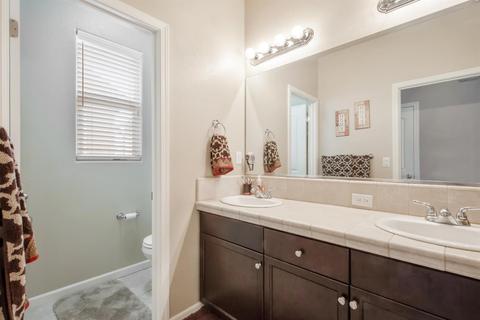 880 Legend Dr, Lemoore, CA 93245 photo 34
