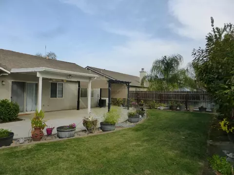 2427 E Beech Ave, Visalia, CA 93292 photo 19