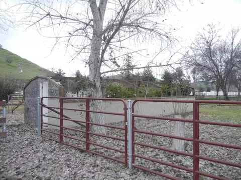 31906 Fritz Dr, Exeter, CA 93221 photo 13
