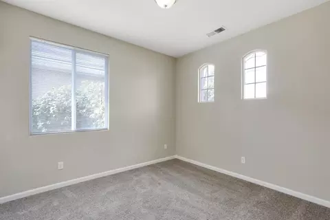 2275 Independence Pl, Hanford, CA 93230 photo 15