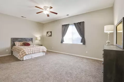 2275 Independence Pl, Hanford, CA 93230 photo 12