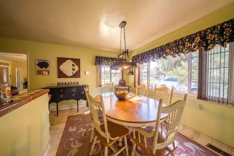 11460 16th Ave, Lemoore, CA 93245 photo 7