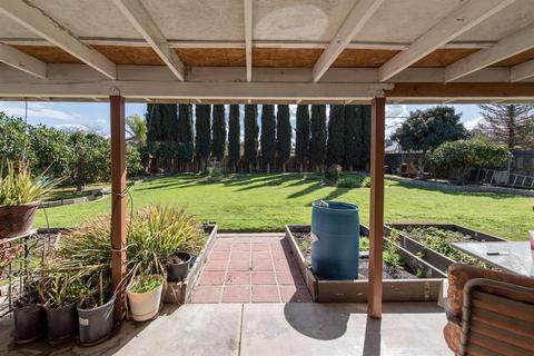 1341 E Laurel Ave, Tulare, CA 93274 photo 16