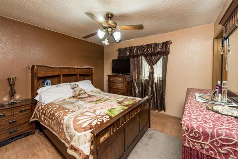 1341 E Laurel Ave, Tulare, CA 93274 photo 13