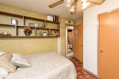 1341 E Laurel Ave, Tulare, CA 93274 photo 12