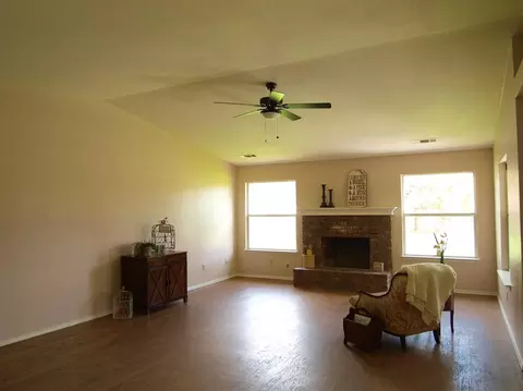 803 N Filbert Rd, Exeter, CA 93221 photo 4