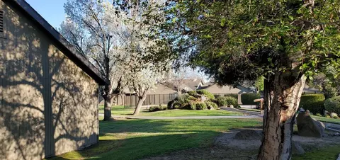 2500 E Tulare Ave, Visalia, CA 93292 photo 36