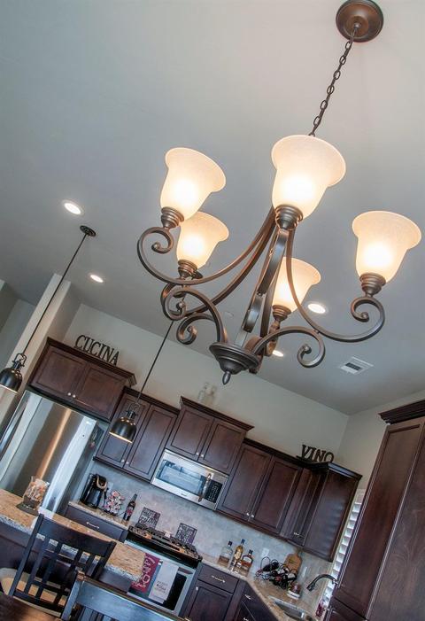 1502 Laredo St, Tulare, CA 93274 photo 14