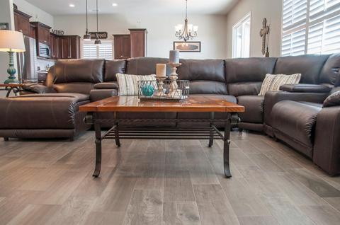 1502 Laredo St, Tulare, CA 93274 photo 7