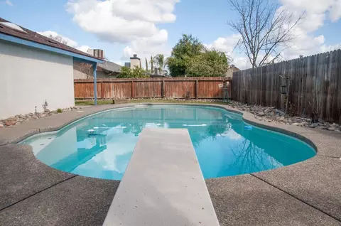 539 E Vine Ct, Visalia, CA 93292 photo 27