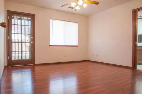 539 E Vine Ct, Visalia, CA 93292 photo 15