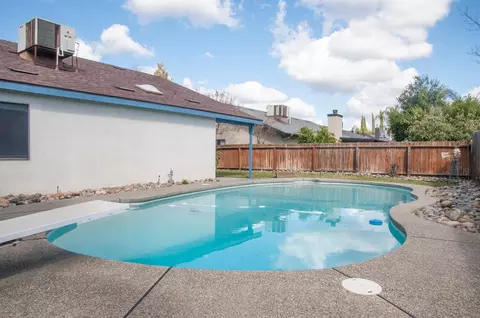 539 E Vine Ct, Visalia, CA 93292 photo 28