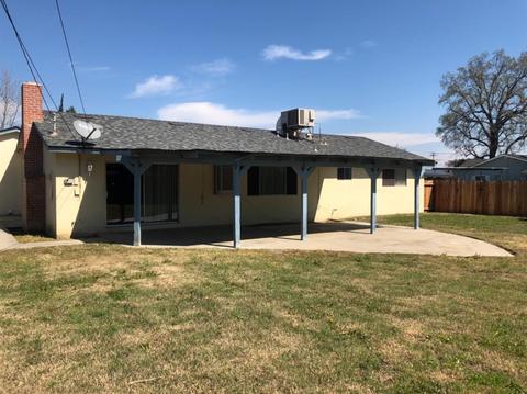 527 E Sandra Ave, Tulare, CA 93274 photo 16