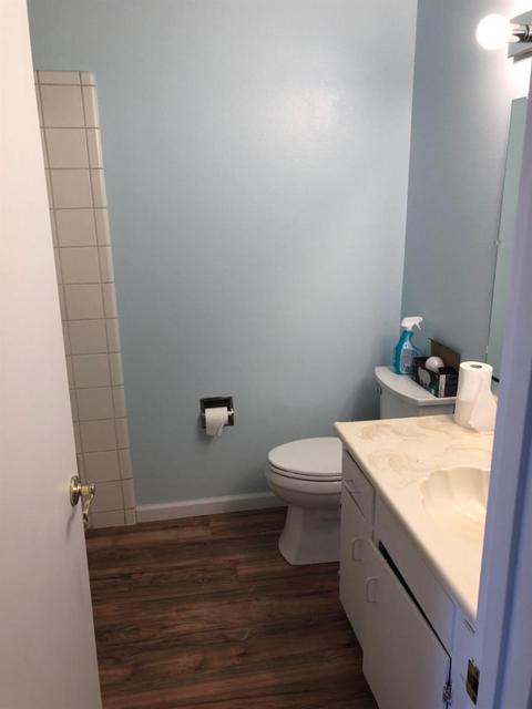 527 E Sandra Ave, Tulare, CA 93274 photo 9
