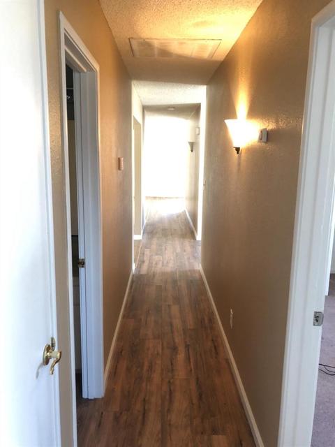 527 E Sandra Ave, Tulare, CA 93274 photo 8