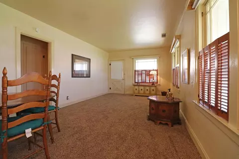697 E Kern Ave, Tulare, CA 93274 photo 6