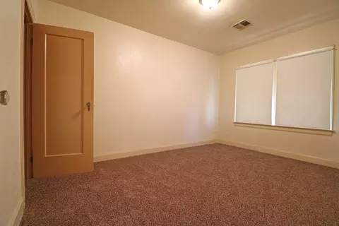 697 E Kern Ave, Tulare, CA 93274 photo 13