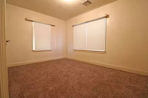697 E Kern Ave, Tulare, CA 93274 photo 14