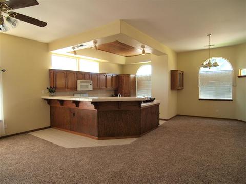 779 Meadow Ave, Exeter, CA 93221 photo 3