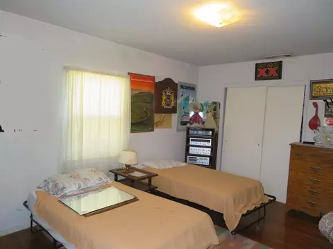 812 E Ivy St, Hanford, CA 93230 photo 13