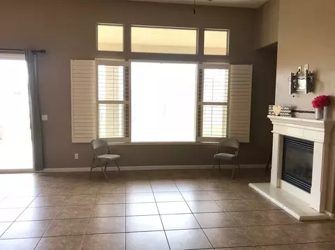 1209 Paradise Loop, Lemoore, CA 93245 photo 11