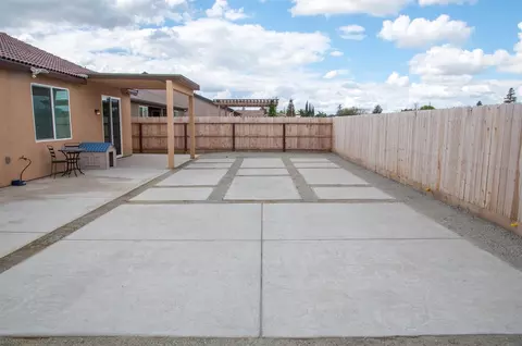 836 E Copper Ave, Visalia, CA 93292 photo 28