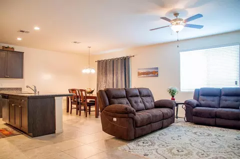 836 E Copper Ave, Visalia, CA 93292 photo 7