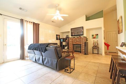 3938 E Howard Ave, Visalia, CA 93292 photo 10