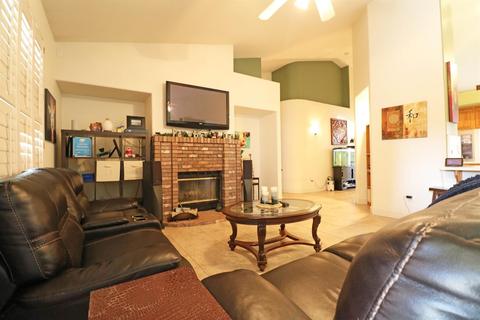 3938 E Howard Ave, Visalia, CA 93292 photo 11