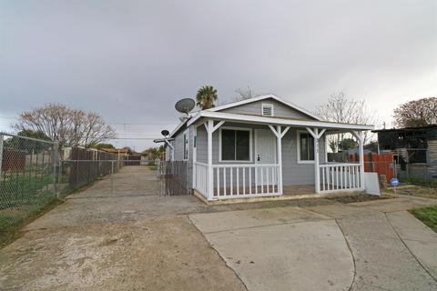 211 E 3rd St, Hanford, CA 93230 photo 1